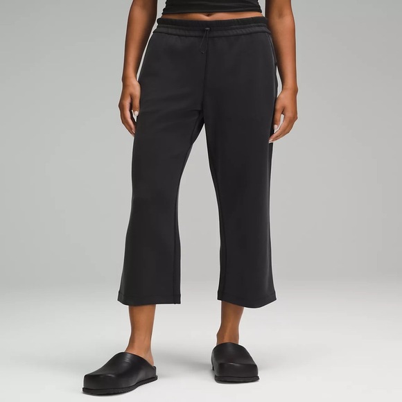 🌟 LULULEMON SOFTSTREME HIGH RISE STRAIGHT LEG CROPPED PANT  🌟 - Picture 2 of 12